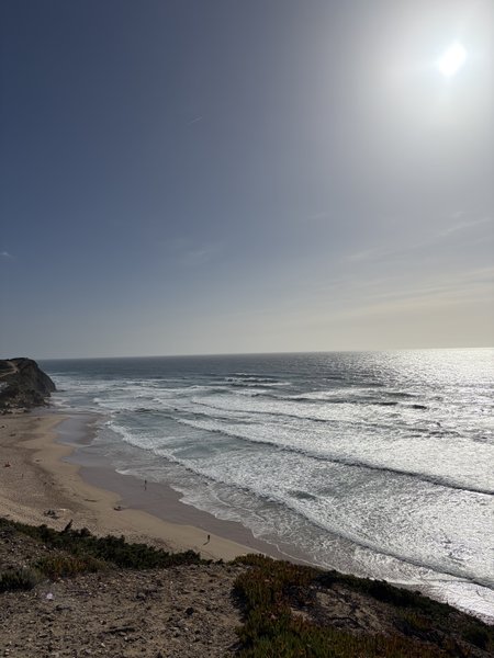 Monte Clerigo (Aljezur), Aljezur, Portugal — spot de surf, kitesurf, windsurf, wing foil (foto 3 de 3)
