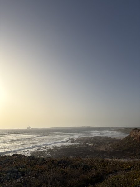 Sanguessuga (Sines), Sines, Portugal — spot de kitesurf, surf, wing foil (foto 1 de 5)