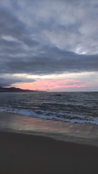 Sunset at La Barra beach. — La Barra (Los Giles), Las Palmas, Canary Islands, Spain
