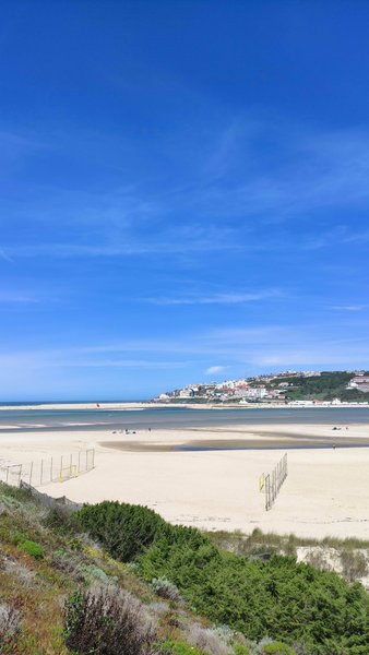 A wide view of the Obidos Lagoon entrance and surrounding beach areas. — Lagoa de Óbidos, Óbidos, Portugal