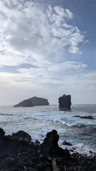 View of the iconic Mosteiros islets and the Atlantic coastline with breaking waves. — Mosteiros (Ponta Delgada), Ponta Delgada, Portugal