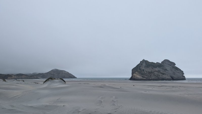 Praia de Wairaiki, Tasman District, Tasman, New Zealand — spot de surf (foto 2 de 3)