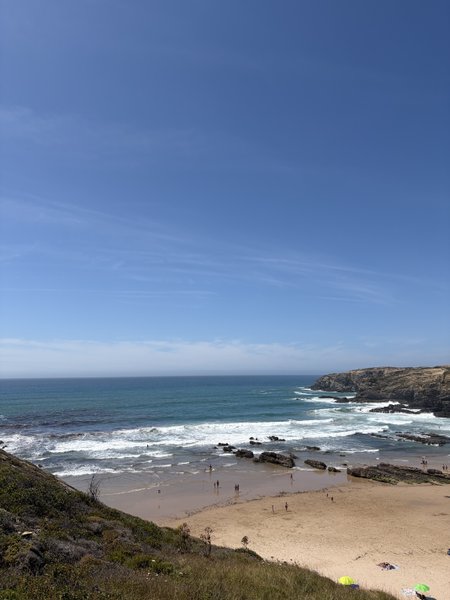 Zambujeira do Mar (Alentejo), São Teotónio, Portugal — spot de surf (foto 9 de 9)