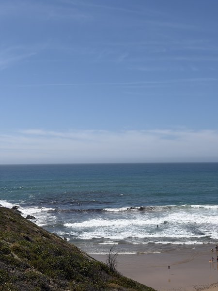 Zambujeira do Mar (Alentejo), São Teotónio, Portugal — spot de surf (foto 7 de 9)